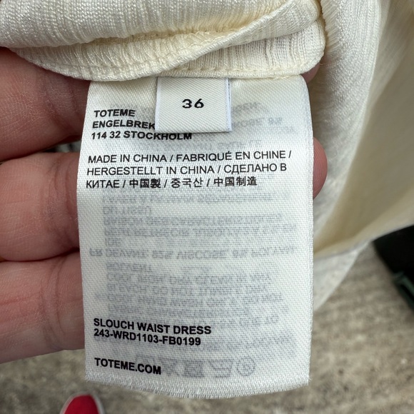 Toteme Women’s Slouch Waist Dress Size 36 Cream Colored - Picture 10 of 13